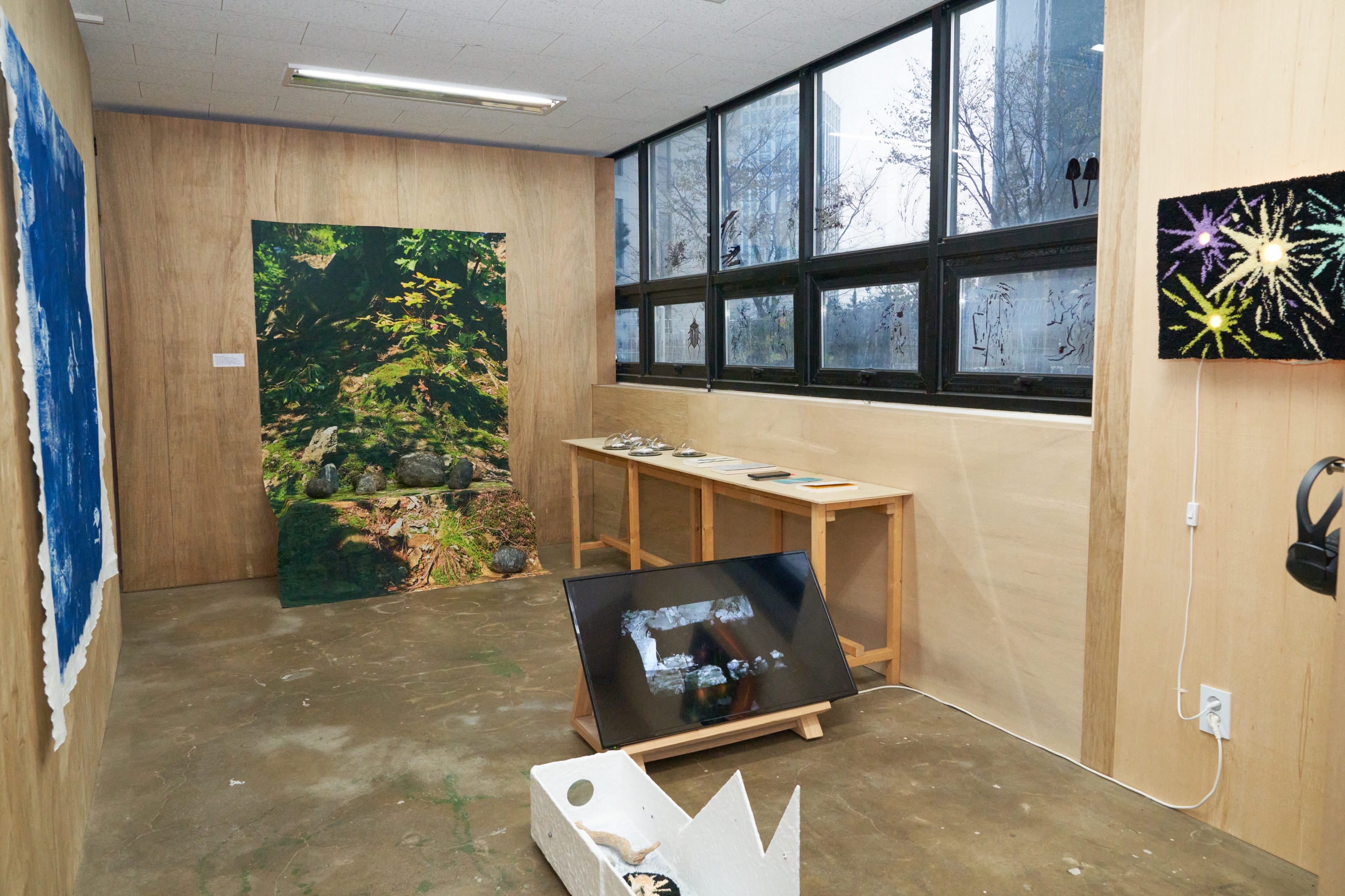 BUBBLE FOAM CAMP installation view 3