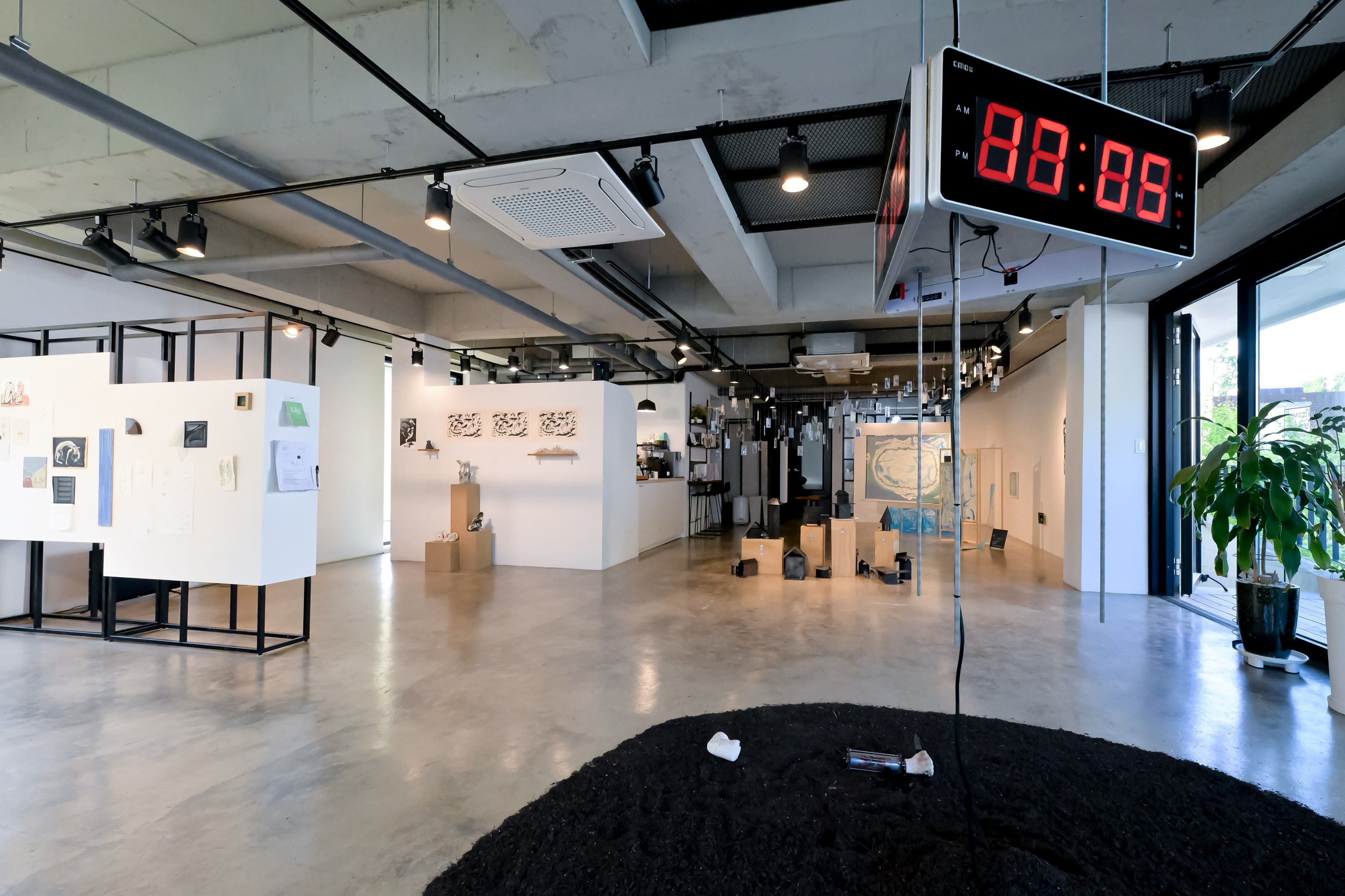 US Heterogeneous Harmony installation view 3